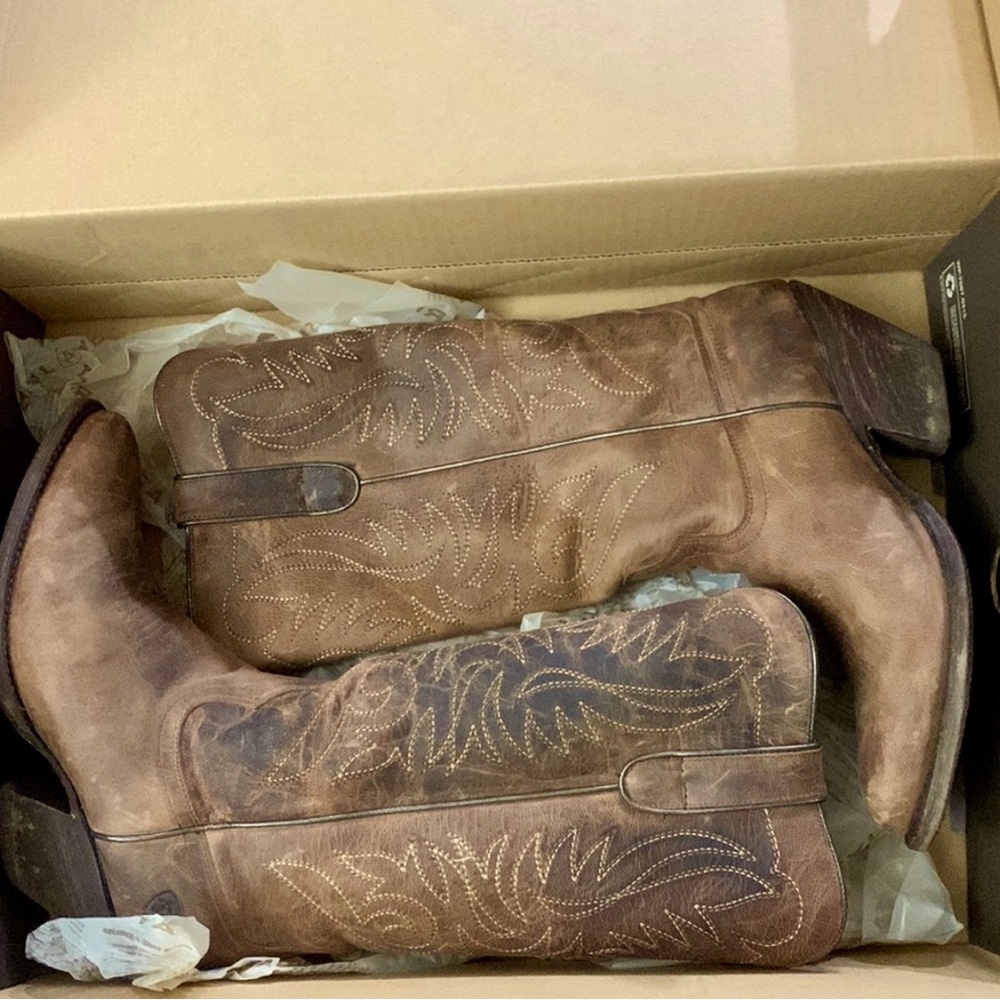 ARIAT SHINDIG 6.5